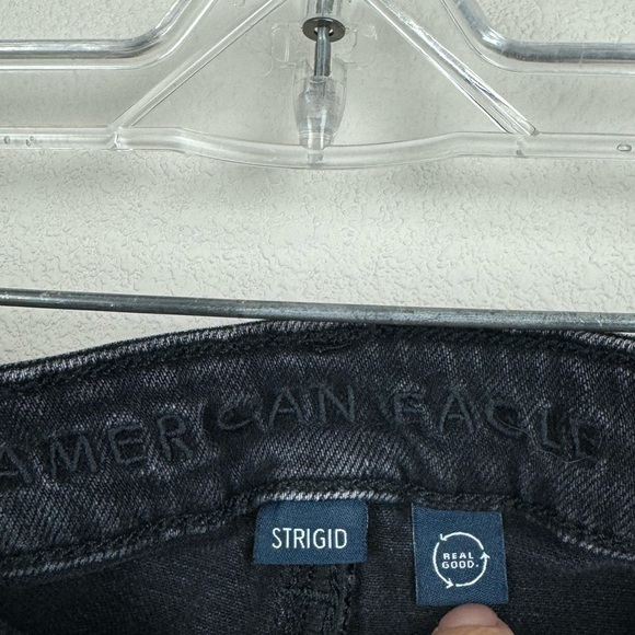 American Eagle Size 0 Womens Mom Jeans Strigid Black Distress Stretch - Picture 3 of 6